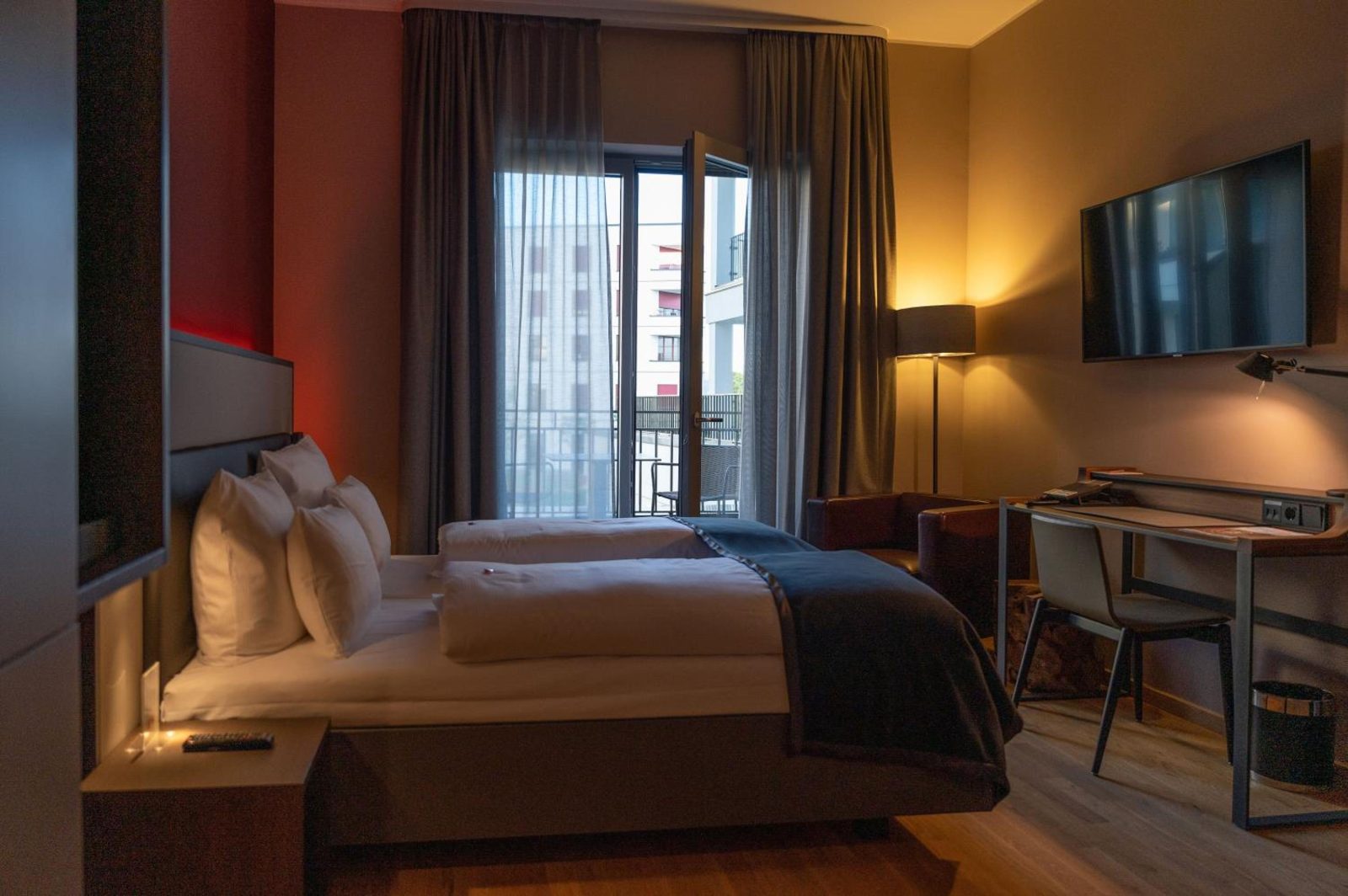 Qube Hotel Bahnstadt — photo 4